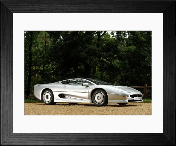 Framed Print : Jaguar XJ220R 1993. Artist: Simon Clay Framed Print : Jaguar XJ220R 1993. Artist: Simon Clay