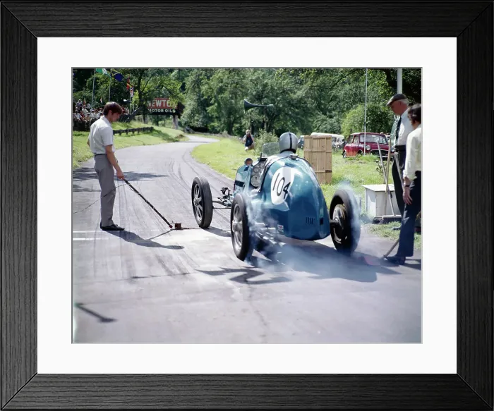 Framed Print : A vintage car at Prescott race track, Gloucestershire Framed Print : A vintage car at Prescott race track, Gloucestershire