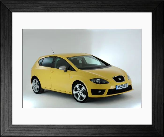 Framed Print : 2009 Seat Leon FR Framed Print : 2009 Seat Leon FR