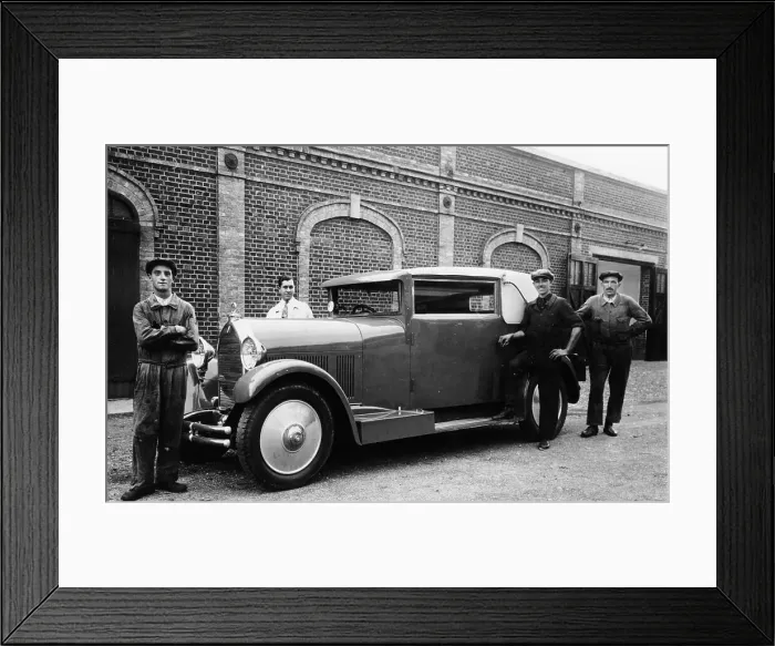 Framed Print : Men standing by a Talbot Darracq, c1930 Framed Print : Men standing by a Talbot Darracq, c1930