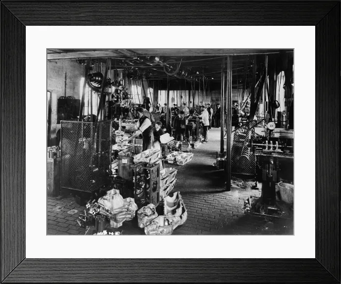 Framed Print : Interior of the Iris works, Willesden, London, c1907 Framed Print : Interior of the Iris works, Willesden, London, c1907