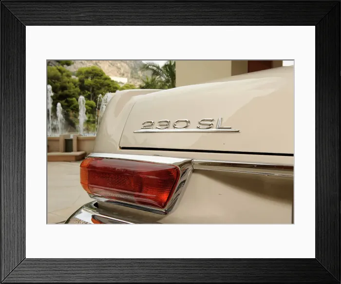 Framed Print : Mercedes Benz 230SL 1963. Artist: Simon Clay Framed Print : Mercedes Benz 230SL 1963. Artist: Simon Clay