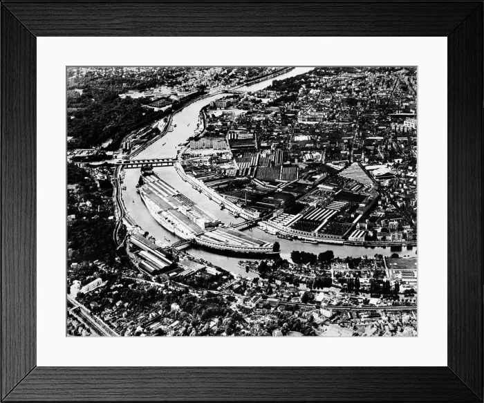 Framed Print : The Renault Billancourt factory, Paris, France Framed Print : The Renault Billancourt factory, Paris, France