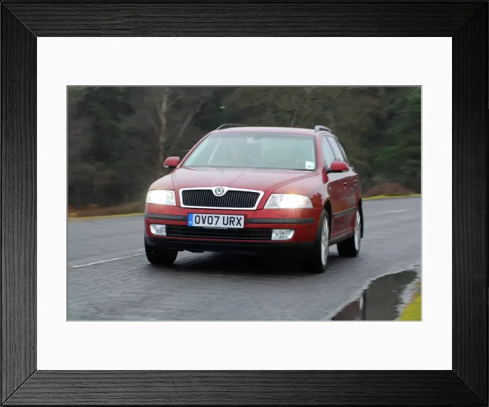 Framed Print : 2007 Skoda Octavia estate Framed Print : 2007 Skoda Octavia estate
