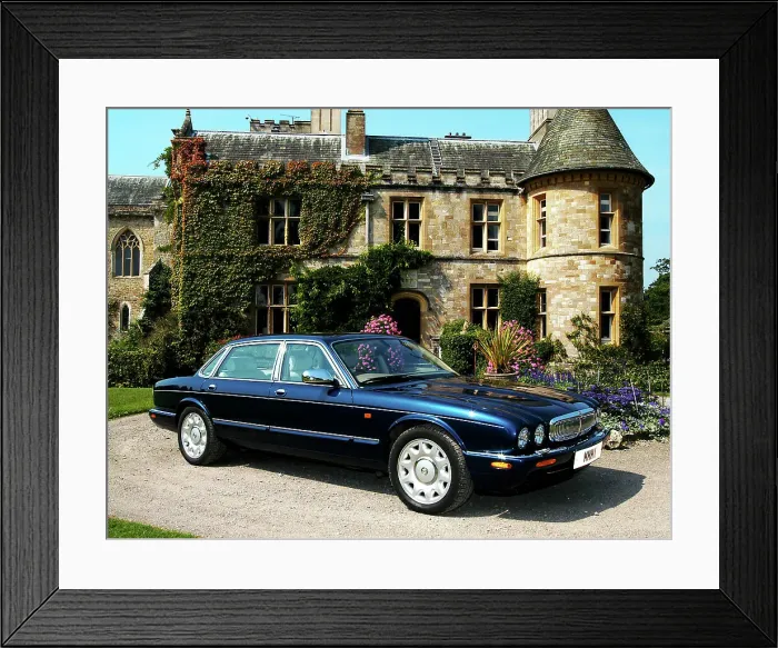 Framed Print : 2000 Daimler saloon Framed Print : 2000 Daimler saloon