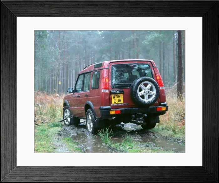 Framed Print : 2000 Land Rover Discovery TD5 Framed Print : 2000 Land Rover Discovery TD5