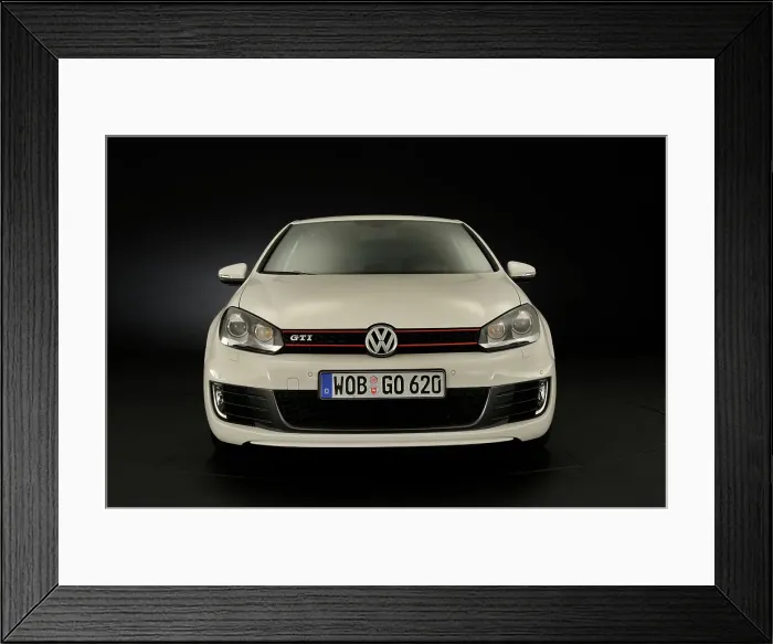 Framed Print : VW Golf GTI mk 6 2008. Artist: Simon Clay Framed Print : VW Golf GTI mk 6 2008. Artist: Simon Clay