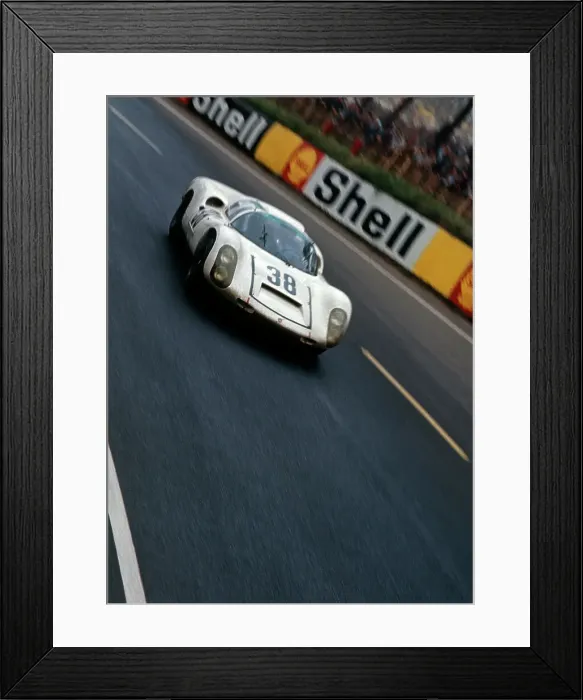 Framed Print : Porsche 910-6 driven by Stommelen - Neerpasch, 1967 Le Mans Framed Print : Porsche 910-6 driven by Stommelen - Neerpasch, 1967 Le Mans