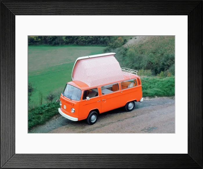 Framed Print : 1975 Volkswagen Camper van Framed Print : 1975 Volkswagen Camper van