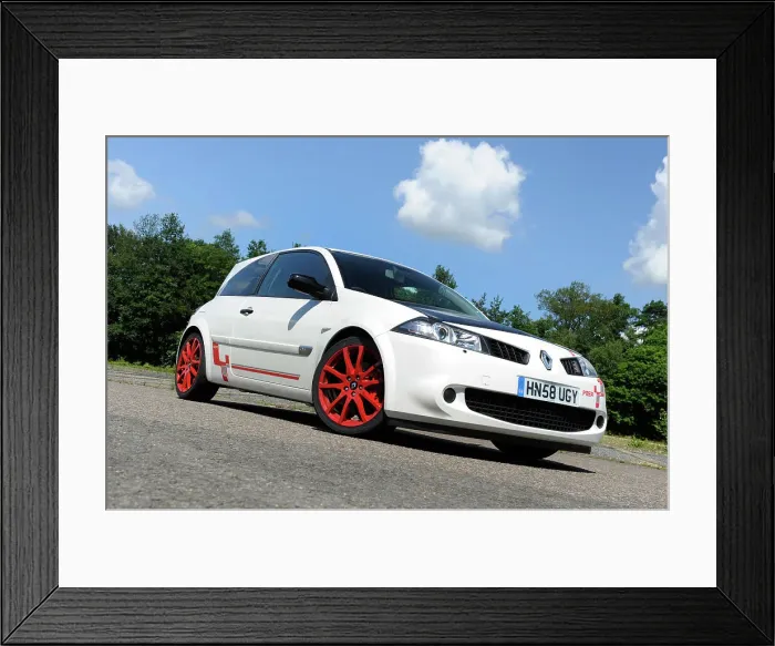 Framed Print : Renault Megane Sport R26R 2009. Artist: Simon Clay Framed Print : Renault Megane Sport R26R 2009. Artist: Simon Clay