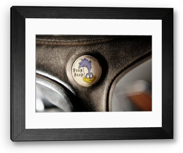 Framed Print : Plymouth Hemi Roadrunner 1970. Artist: Simon Clay Framed Print : Plymouth Hemi Roadrunner 1970. Artist: Simon Clay