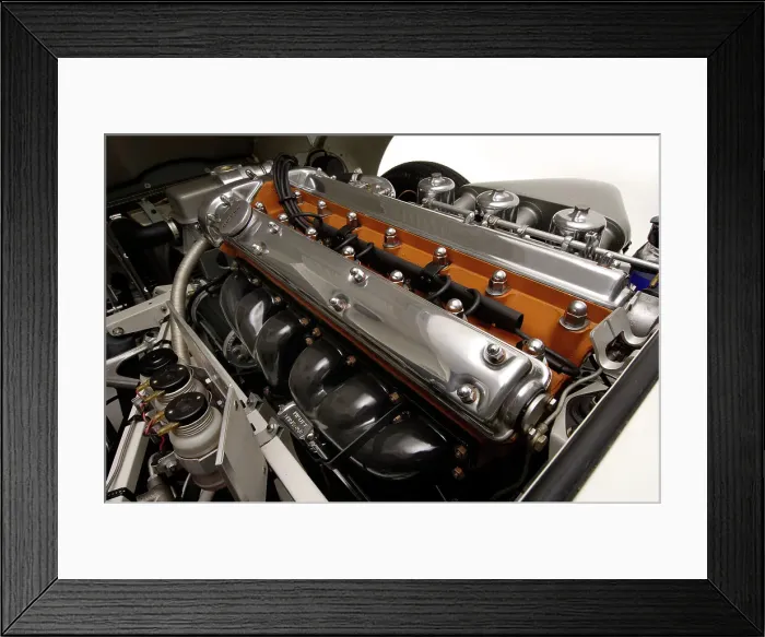 Framed Print : Jaguar E type 1961. Artist: Simon Clay Framed Print : Jaguar E type 1961. Artist: Simon Clay
