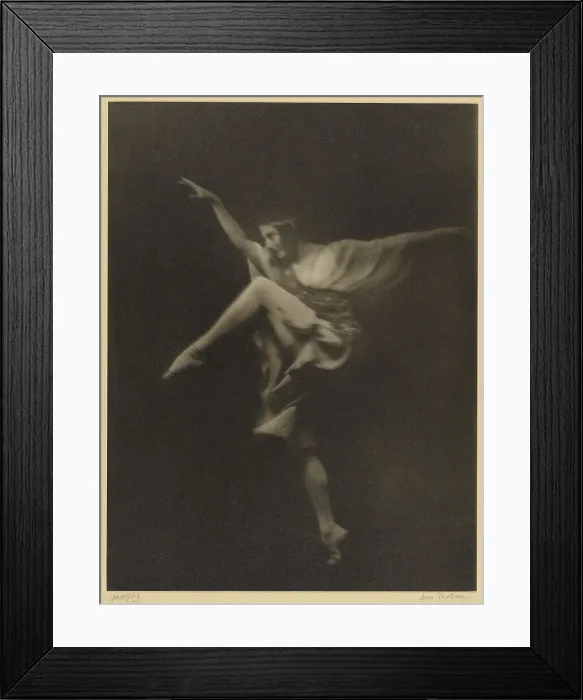 Framed Print : Anna Pavlowa, about 1915. Creator: Arnold Genthe Framed Print : Anna Pavlowa, about 1915. Creator: Arnold Genthe