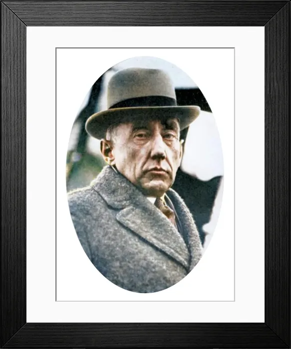 Framed Print : Roald Engelbrecht Gravning Amundsen (1872-1928), Norwegian explorer. Creator: Unknown Framed Print : Roald Engelbrecht Gravning Amundsen (1872-1928), Norwegian explorer. Creator: Unknown