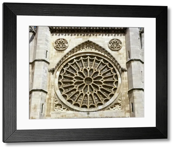 Framed Print : Rose window, main facade, Santa Maria de Leon Cathedral, Leon, Spain (2002). Creator: LTL Framed Print : Rose window, main facade, Santa Maria de Leon Cathedral, Leon, Spain (2002). Creator: LTL