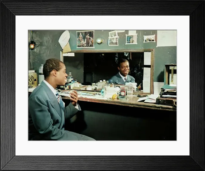 Framed Print : Portrait of Louis Armstrong, Aquarium, New York, N.Y. ca. July 1946. Creator: William Paul Gottlieb Framed Print : Portrait of Louis Armstrong, Aquarium, New York, N.Y. ca. July 1946. Creator: William Paul Gottlieb