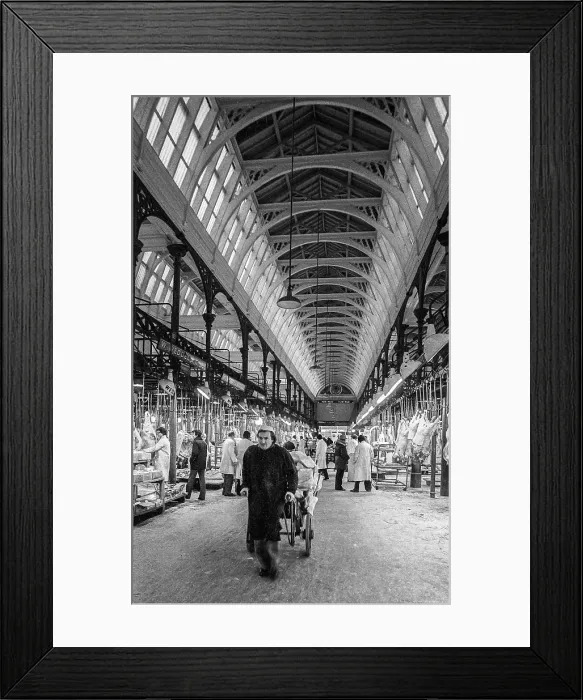 Framed Print : Smithfield Meat Market, City of London, January 1980. Creator: Peter Thompson Framed Print : Smithfield Meat Market, City of London, January 1980. Creator: Peter Thompson