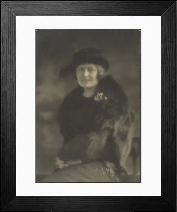 Framed Print : Portrait of a Woman in Fur Cape, 1907-1924. Creator: Louis Fleckenstein Framed Print : Portrait of a Woman in Fur Cape, 1907-1924. Creator: Louis Fleckenstein