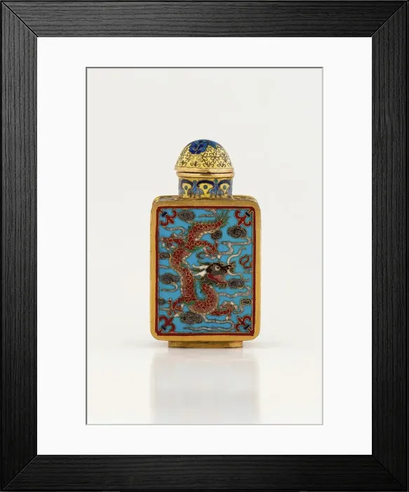 Framed Print : Snuff bottle, 18th century. Creator: Unknown Framed Print : Snuff bottle, 18th century. Creator: Unknown