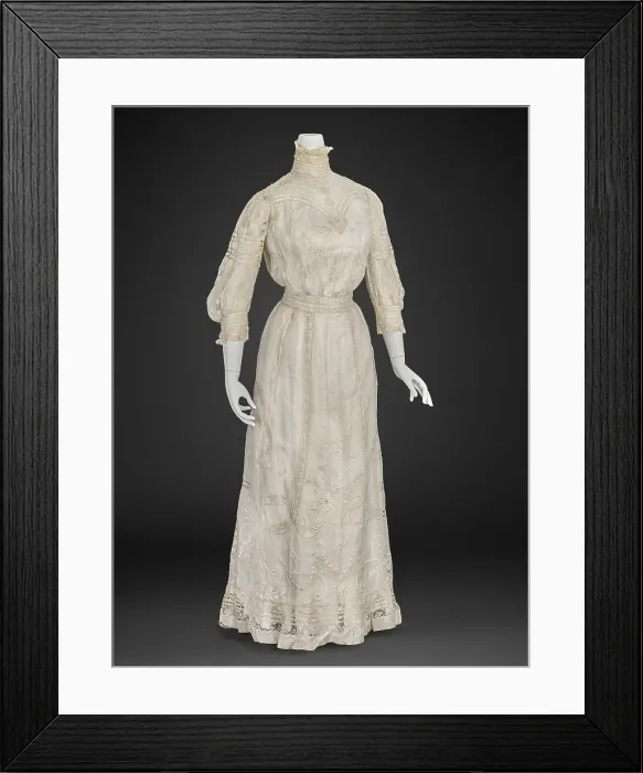 Framed Print : Day Dress, 1900-1915. Creator: Unknown Framed Print : Day Dress, 1900-1915. Creator: Unknown