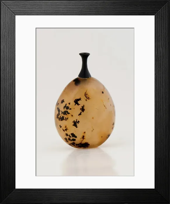 Framed Print : Snuff bottle with stopper, 19th century. Creator: Unknown Framed Print : Snuff bottle with stopper, 19th century. Creator: Unknown