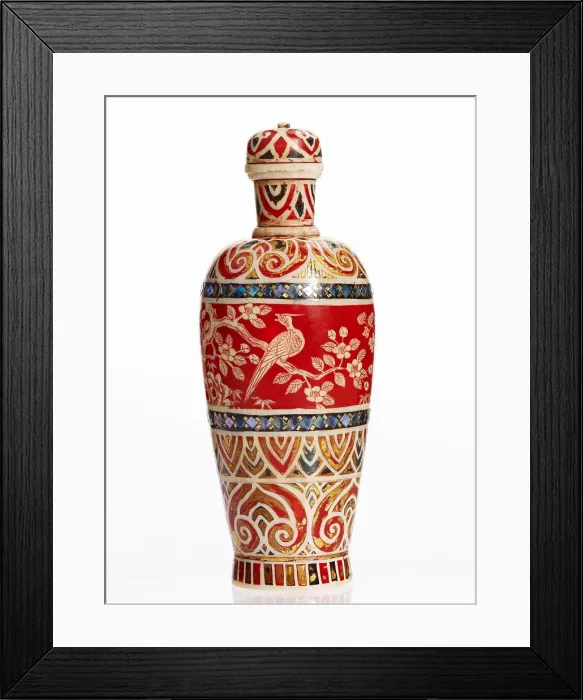 Framed Print : Snuff bottle with lid, 18th century. Creator: Unknown Framed Print : Snuff bottle with lid, 18th century. Creator: Unknown