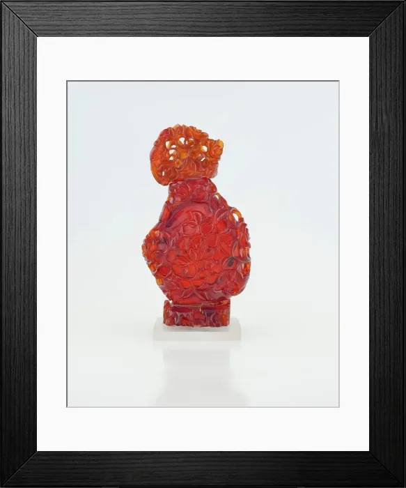 Framed Print : Snuff bottle, 18th century. Creator: Unknown Framed Print : Snuff bottle, 18th century. Creator: Unknown