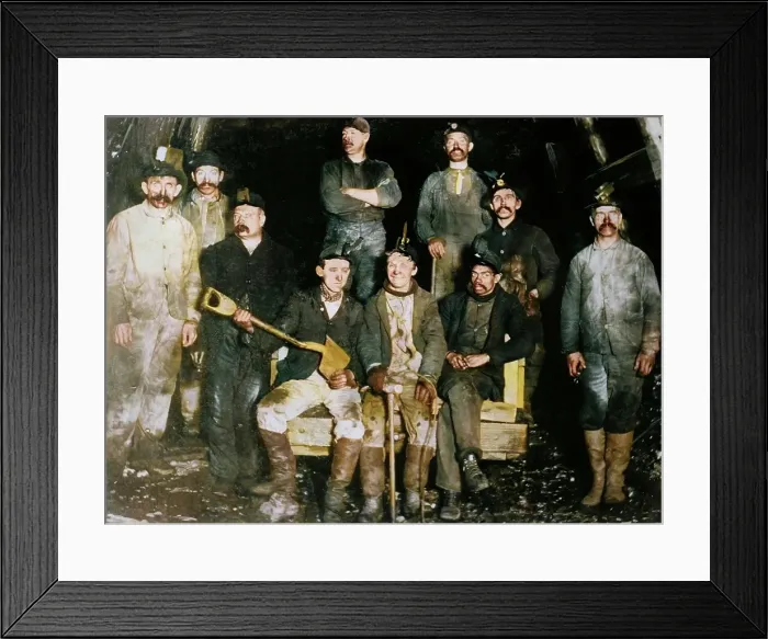 Framed Print : Coal miners, between c1910 and c1915. Creator: Bain News Service Framed Print : Coal miners, between c1910 and c1915. Creator: Bain News Service