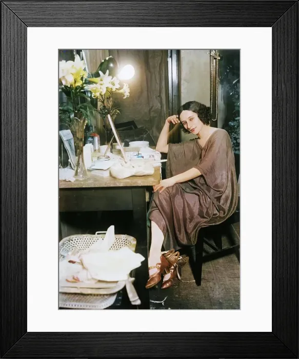 Framed Print : Anna Pavlowa, between c1910 and c1915. Creator: Bain News Service Framed Print : Anna Pavlowa, between c1910 and c1915. Creator: Bain News Service