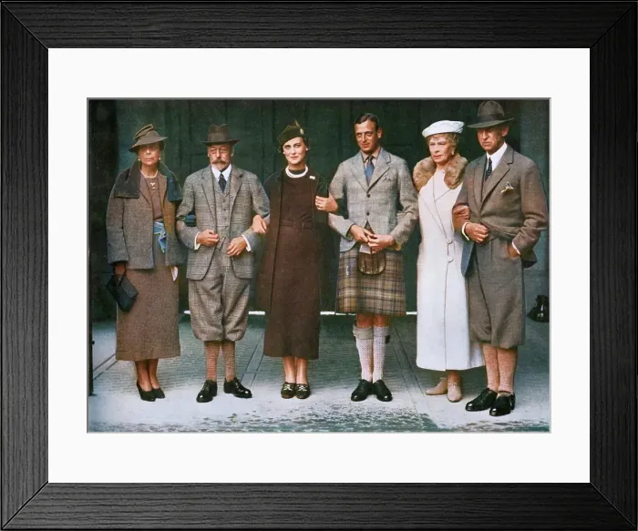 Framed Print : King George V, Queen Mary, Prince George, Princess Marina...at Balmoral in 1934, (1951). Creator: Unknown. King George V, Queen Mary, Prince George, Princess Marina...at Balmoral in 1934, (1951). Creator: Unknown Framed Print : King George V, Queen Mary, Prince George, Princess Marina...at Balmoral in 1934, (1951). Creator: Unknown. King George V, Queen Mary, Prince George, Princess Marina...at Balmoral in 1934, (1951). Creator: Unknown