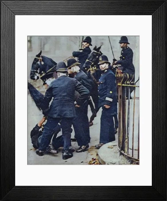 Framed Print : The Hunger Marchers, 1932, (1938). Creator: Unknown. The Hunger Marchers, 1932, (1938). Creator: Unknown Framed Print : The Hunger Marchers, 1932, (1938). Creator: Unknown. The Hunger Marchers, 1932, (1938). Creator: Unknown
