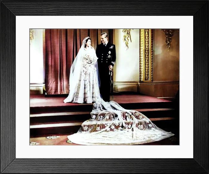 Framed Print : Queen Elizabeth II (b1926) and Prince Philip (b1921), 1947. Creator: Unknown Framed Print : Queen Elizabeth II (b1926) and Prince Philip (b1921), 1947. Creator: Unknown