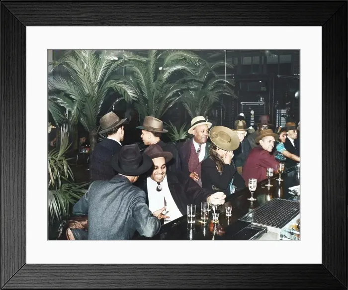 Framed Print : The bar at Palm Tavern, Negro restaurant on 47th Street, Chicago, Illinois, April 1941. Creators: Farm Security Administration, Russell Lee Framed Print : The bar at Palm Tavern, Negro restaurant on 47th Street, Chicago, Illinois, April 1941. Creators: Farm Security Administration, Russell Lee