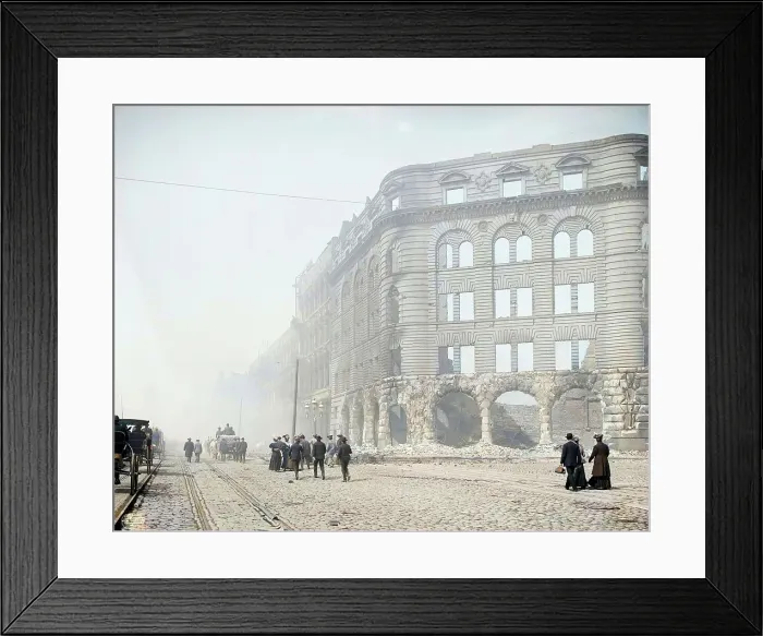 Framed Print : Looking up Market St. from near ferry, San Francisco, Cal. c1906. Creator: Unknown Framed Print : Looking up Market St. from near ferry, San Francisco, Cal. c1906. Creator: Unknown