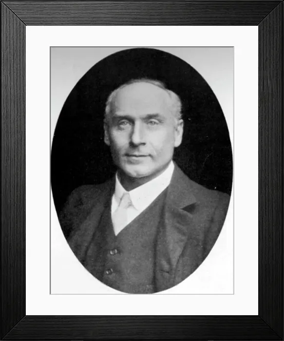 Framed Print : Portrait of Frederick W Pethick Lawrence, c1930s. Creator: Elliott & Fry Framed Print : Portrait of Frederick W Pethick Lawrence, c1930s. Creator: Elliott & Fry