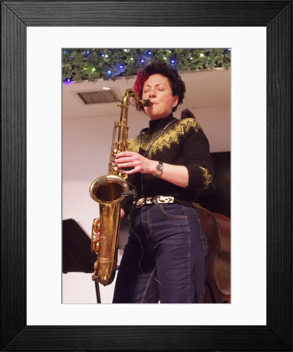 Framed Print : Hannah Horton, Hannah Horton Quartet, East Grinstead Jazz Club, West Suusex, Jan 2025. Creator: Brian O'Connor. Hannah Horton, Hannah Horton Quartet, East Grinstead Jazz Club, West Suusex, Jan 2025. Creator: Brian O'Connor Framed Print : Hannah Horton, Hannah Horton Quartet, East Grinstead Jazz Club, West Suusex, Jan 2025. Creator: Brian O'Connor. Hannah Horton, Hannah Horton Quartet, East Grinstead Jazz Club, West Suusex, Jan 2025. Creator: Brian O'Connor