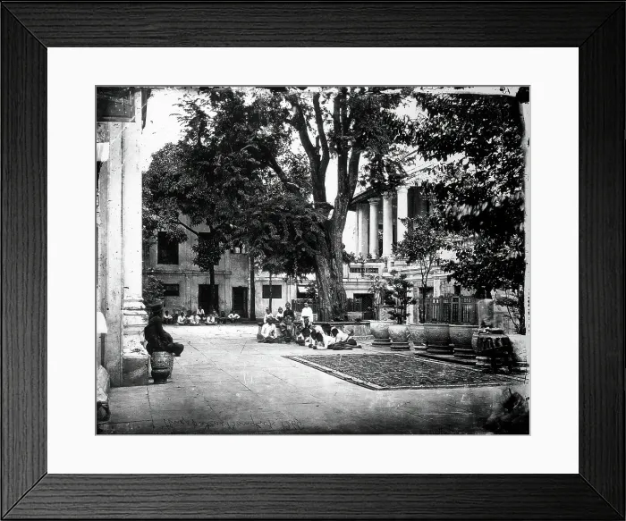 Framed Print : Bangkok, Siam (Thailand), 1981 (from a negative of 1865). Creator: John Thomson Framed Print : Bangkok, Siam (Thailand), 1981 (from a negative of 1865). Creator: John Thomson
