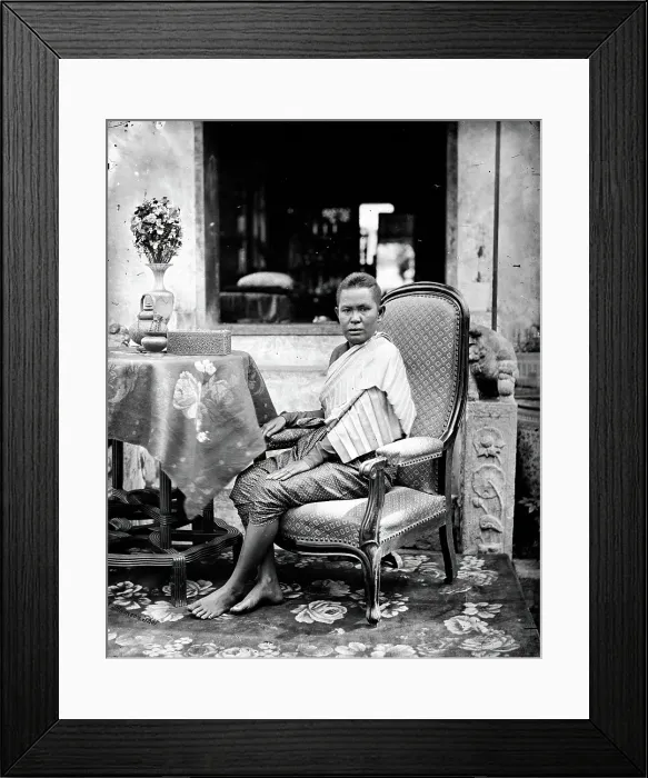 Framed Print : The wife of the Prime Minister (Kralahom) of Siam (Thailand), 1866. Creator: John Thomson Framed Print : The wife of the Prime Minister (Kralahom) of Siam (Thailand), 1866. Creator: John Thomson