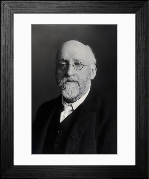Framed Print : Sir William Maddock Bayliss. Creator: Maull & Fox Framed Print : Sir William Maddock Bayliss. Creator: Maull & Fox