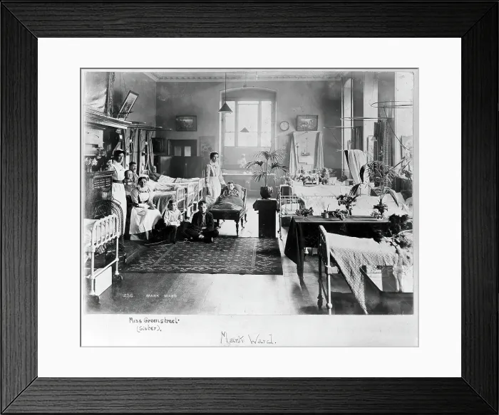 Framed Print : St Bartholomew's Hospital, London: patients and nurses in Mark ward, c1908. Creator: Unknown. St Bartholomew's Hospital, London: patients and nurses in Mark ward, c1908 Framed Print : St Bartholomew's Hospital, London: patients and nurses in Mark ward, c1908. Creator: Unknown. St Bartholomew's Hospital, London: patients and nurses in Mark ward, c1908