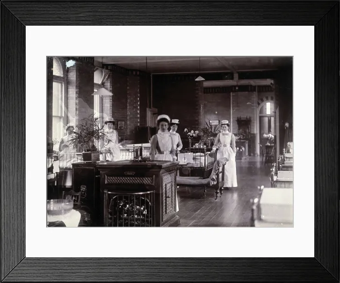 Framed Print : St Bartholomew's Hospital, London: nurses in a ward, c1908. Creator: Unknown. St Bartholomew's Hospital, London: nurses in a ward, c1908. Creator: Unknown Framed Print : St Bartholomew's Hospital, London: nurses in a ward, c1908. Creator: Unknown. St Bartholomew's Hospital, London: nurses in a ward, c1908. Creator: Unknown
