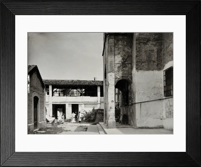 Framed Print : Hospital San Juan de Dios, Granada: exterior, c1900. Creator: Unknown Framed Print : Hospital San Juan de Dios, Granada: exterior, c1900. Creator: Unknown