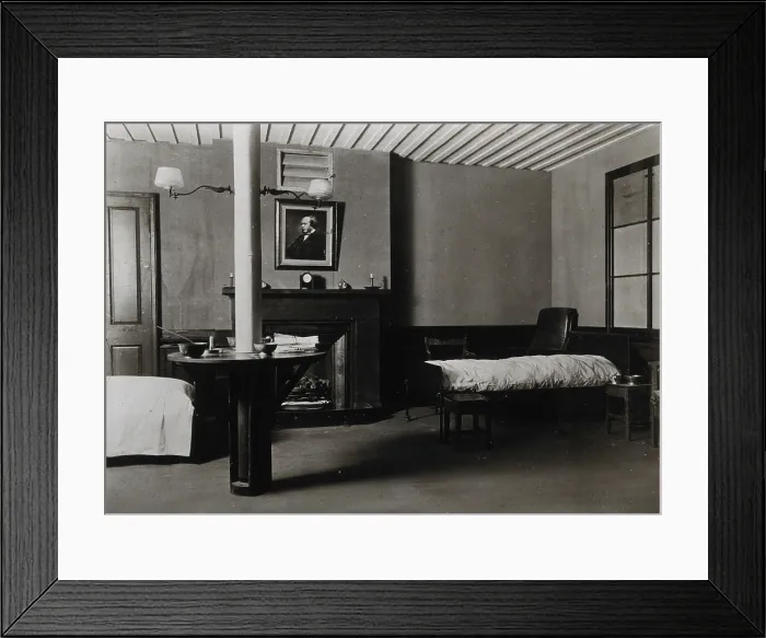 Framed Print : Wellcome Historical Medical Museum, ... reconstruction of the Lister ward... c1910s. Creator: Unknown Framed Print : Wellcome Historical Medical Museum, ... reconstruction of the Lister ward... c1910s. Creator: Unknown