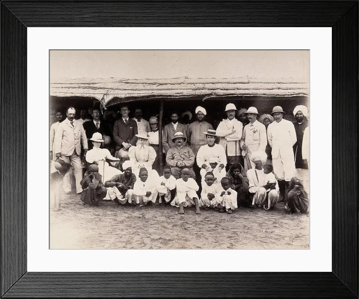 Framed Print : Patients being discharged from hospital, during the bubonic plague outbreak in Karachi, India, 1897. Creator: Unknown Framed Print : Patients being discharged from hospital, during the bubonic plague outbreak in Karachi, India, 1897. Creator: Unknown