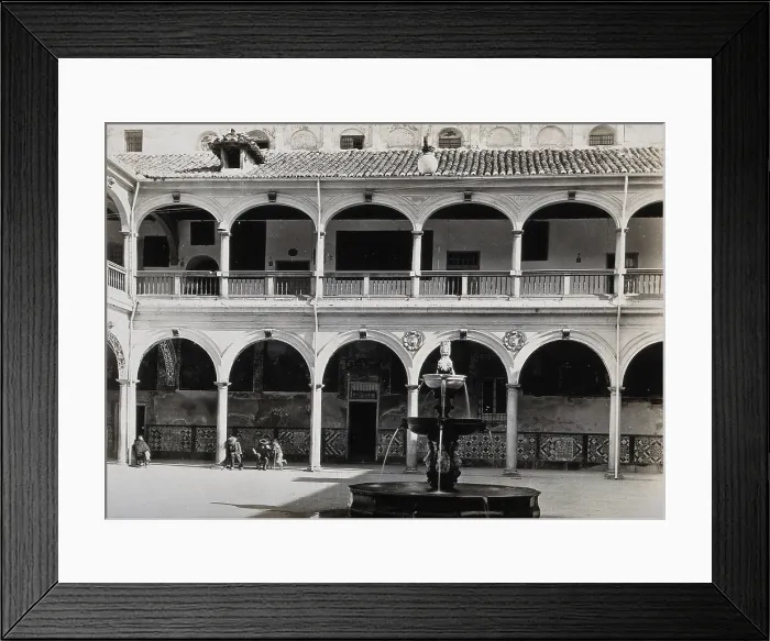 Framed Print : Hospital San Juan de Dios, Granada: view of the cloister and fountain, 1900-1999. Creator: Unknown Framed Print : Hospital San Juan de Dios, Granada: view of the cloister and fountain, 1900-1999. Creator: Unknown