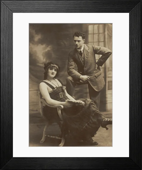 Framed Print : L'Alouette and Arthur Frith of The Goods concert party, posing on stage, (between 1910 and 1919?) Framed Print : L'Alouette and Arthur Frith of The Goods concert party, posing on stage, (between 1910 and 1919?)