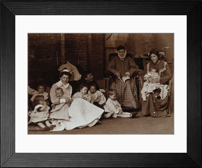 Framed Print : St Mary's Hospital, Plaistow: patients, children and a nurse, 1904. Creator: Unknown. St Mary's Hospital, Plaistow: patients, children and a nurse, 1904. Creator: Unknown