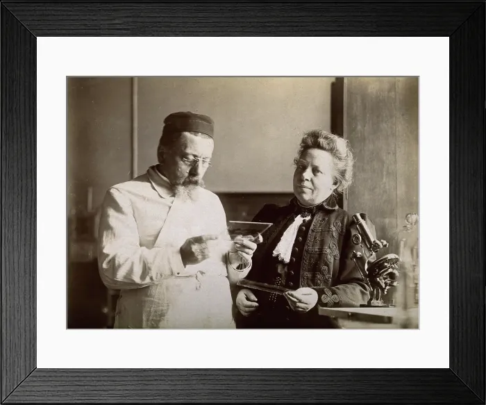 Framed Print : Professor and Mrs Dejerine looking at a microscopic sample of the human brain, c1900s. Creator: Unknown Framed Print : Professor and Mrs Dejerine looking at a microscopic sample of the human brain, c1900s. Creator: Unknown