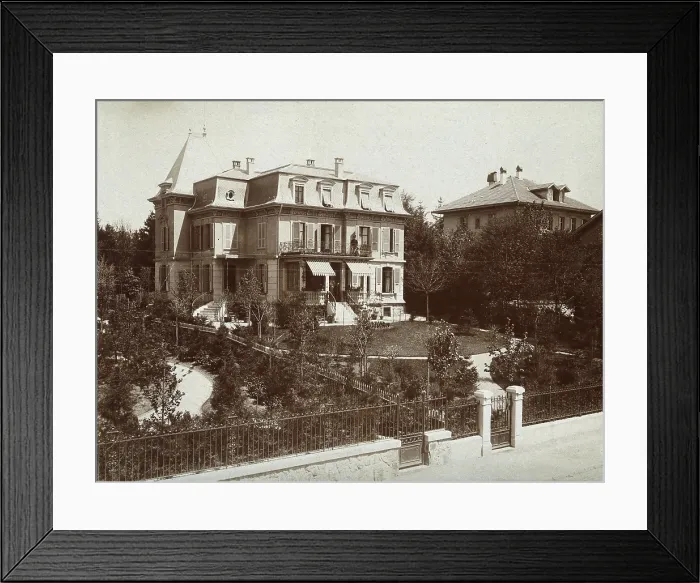 Framed Print : The Fluckiger house, Bern, c1890s. Creator: Unknown Framed Print : The Fluckiger house, Bern, c1890s. Creator: Unknown