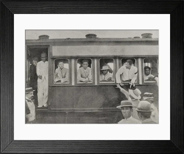 Framed Print : Submission of the main leaders of the Philippine uprising (Philippine Revolution, Philippines, 1898. Creator: Unknown) Framed Print : Submission of the main leaders of the Philippine uprising (Philippine Revolution, Philippines, 1898. Creator: Unknown)